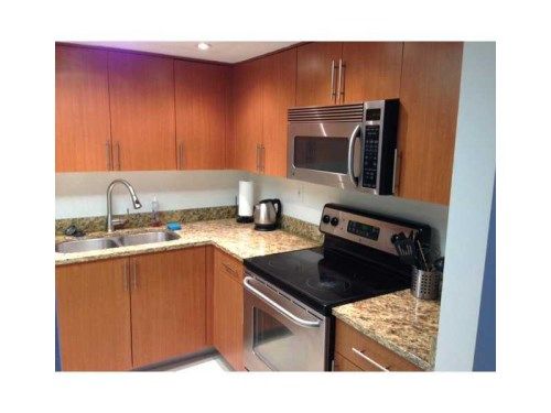 3300 192 ST # 1404, Miami, FL 33180