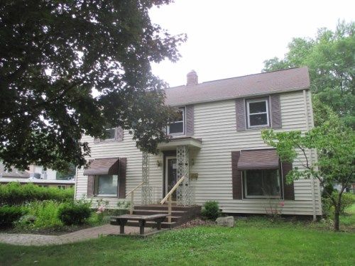 1739 Woodland St NE, Warren, OH 44483