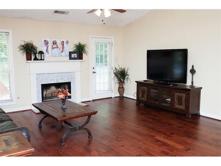 5067 Allison Way, Buford, GA 30518