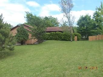 3313 Plaza Ct, Rockford, IL 61114