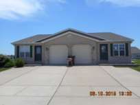 2040 Huntmaster Dr, Belleville, IL 62220