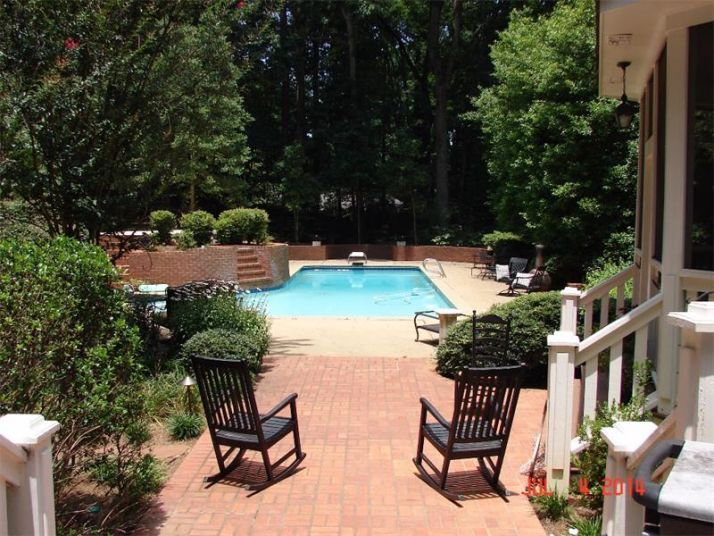 460 Saddlebrook Drive, Roswell, GA 30075