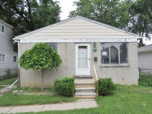 90 W Hudson Ave, Madison Heights, MI 48071