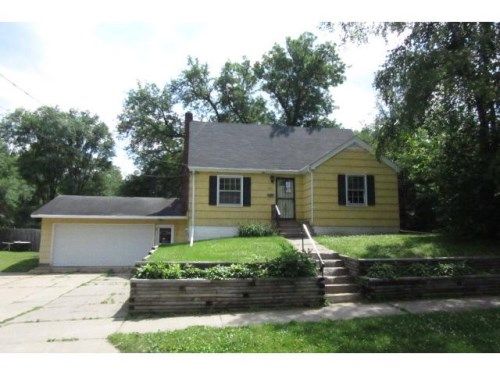 1430 Birmingham St, Saint Paul, MN 55106