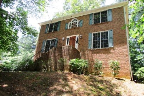 1271 Grayland Ln, Lawrenceville, GA 30045