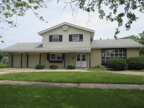 17501 Anthony Ave, Country Club Hills, IL 60478