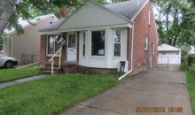 20855 Lennon St Harper Woods, MI 48225