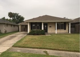 4837 Newlands St, Metairie, LA 70006