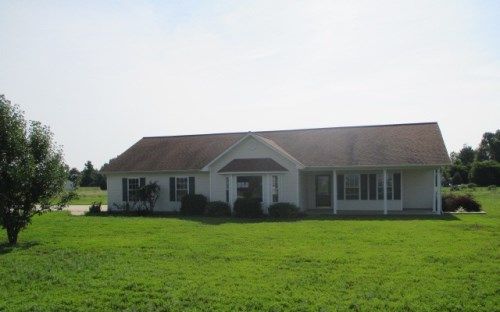 129 Sandy Ln, Benton, MO 63736