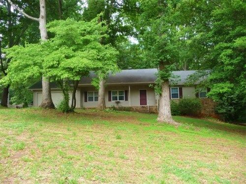 1815 Ridgeway Drive, Lawrenceville, GA 30044