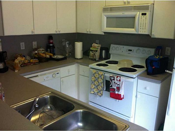 8242 NW 107 CT # 6-12, Miami, FL 33178