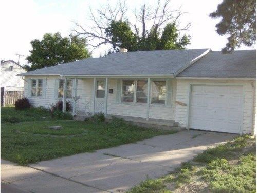 505 Stoeckly Pl, Garden City, KS 67846