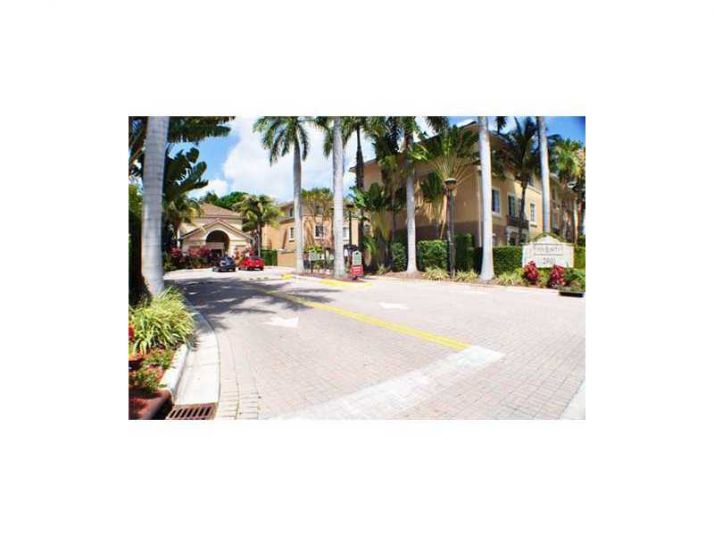 2971 NE 185 ST # 1903, Miami, FL 33180