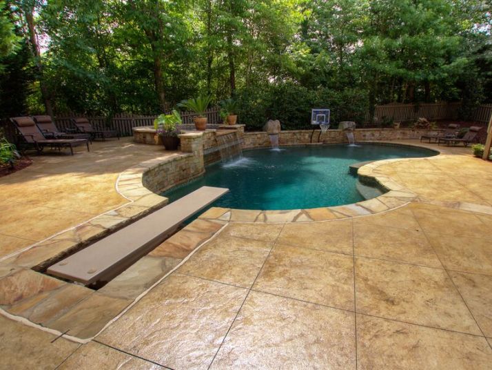 345 Hawks Circle, Alpharetta, GA 30004