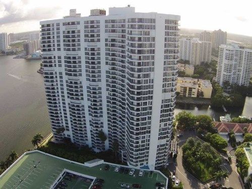 3530 Mystic Pointe Dr # 2206, Miami, FL 33180