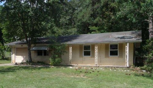 335 Merrydell Dr, Ozark, AL 36360