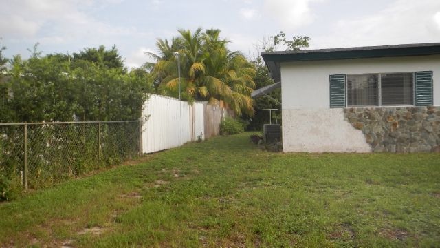 440 NW 132nd St, Miami, FL 33168
