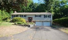 70 Glenwood Dr Windsor, CT 06095