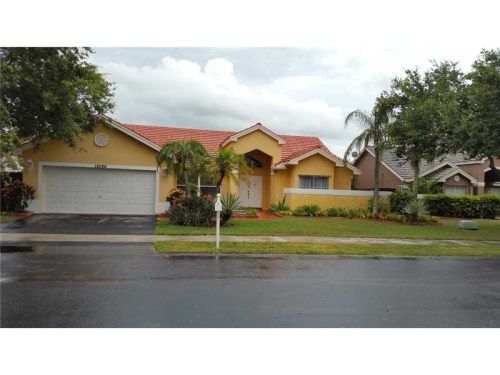 12586 SW 9 PL, Fort Lauderdale, FL 33325