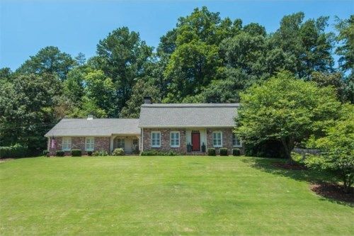 1045 Hess Drive, Avondale Estates, GA 30002