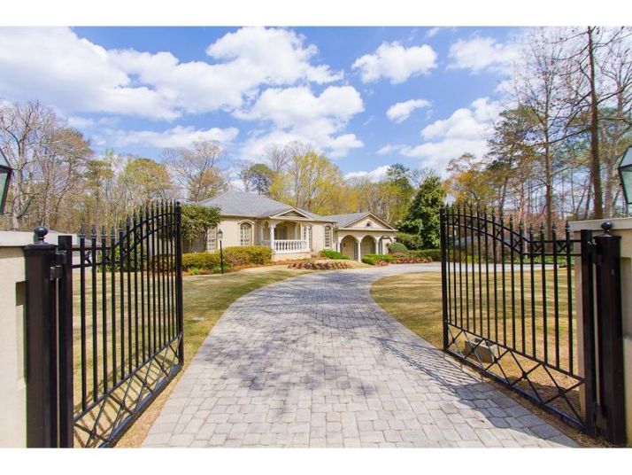 135 W Paces Ferry Road Nw, Atlanta, GA 30305
