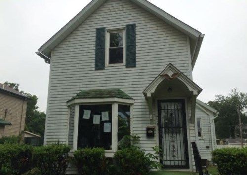 913 Cedar St, Elkhart, IN 46514