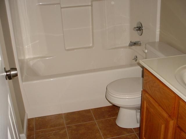 1312 Wagon Creek Rd, Creal Springs, IL 62922