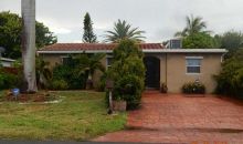 609 SW 2 AV Hallandale, FL 33009