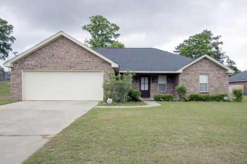 2 Clinton, Petal, MS 39465