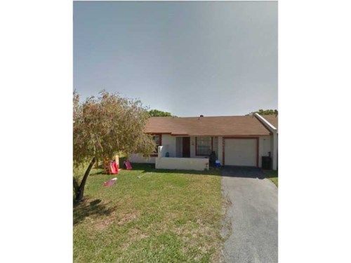 5560 LAKEWOOD CR # C, Pompano Beach, FL 33063
