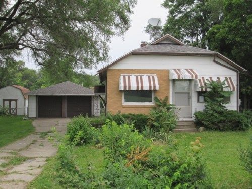 405 Illinois St, East Peoria, IL 61611