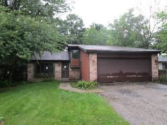 822 N Hainesville Rd, Round Lake, IL 60073