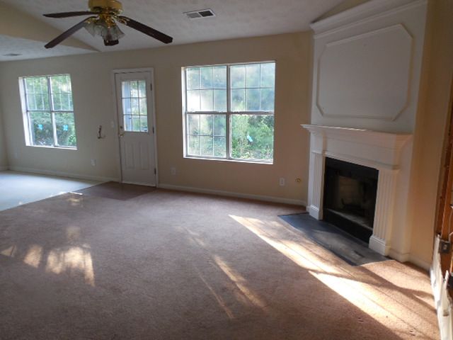 2898 Cedar Trace Dr, Ellenwood, GA 30294