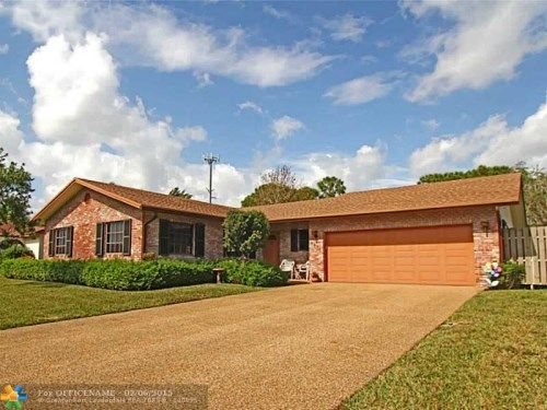6971 NW 23RD ST, Pompano Beach, FL 33063