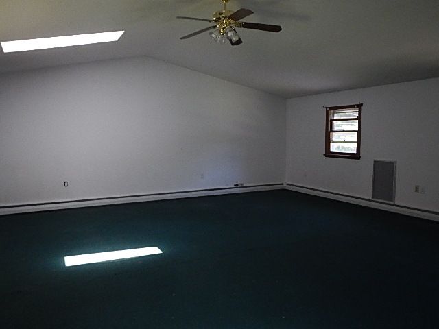 10 Sylvia Lane, Windsor, CT 06095