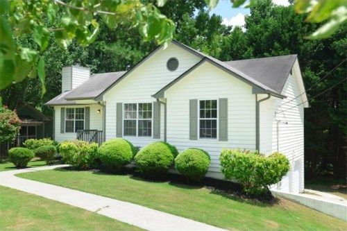 1015 Hunters Oak Trail, Buford, GA 30518
