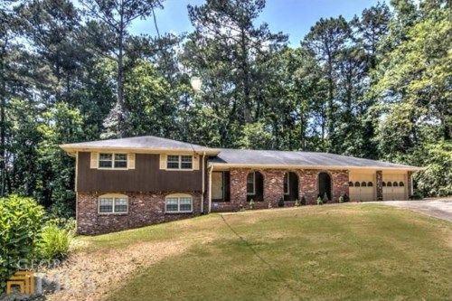 1144 Autumn Hill Court, Stone Mountain, GA 30083
