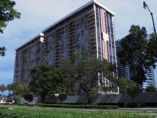 600 NE 36 ST # 1017, Miami, FL 33137