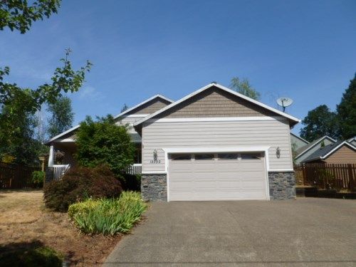 19399 Pease Rd, Oregon City, OR 97045