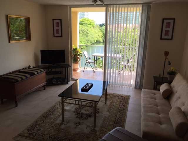 19999 E COUNTRY CLUB DR # 1304, Miami, FL 33180