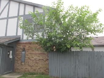 9885 Royce Dr Unit 80, Indianapolis, IN 46236