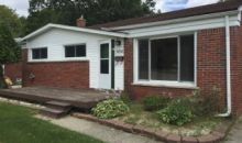 9035 Robindale Redford, MI 48239