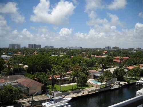 2020 NE 135 ST # 707, Miami, FL 33181