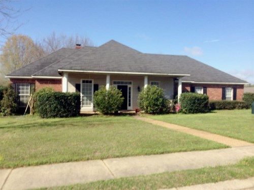 428 Jordan Ridge Place, Madison, MS 39110