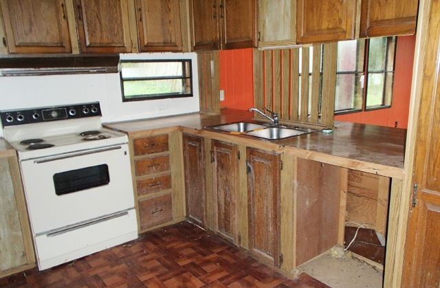 34691 Spring Valley Rd, Paola, KS 66071