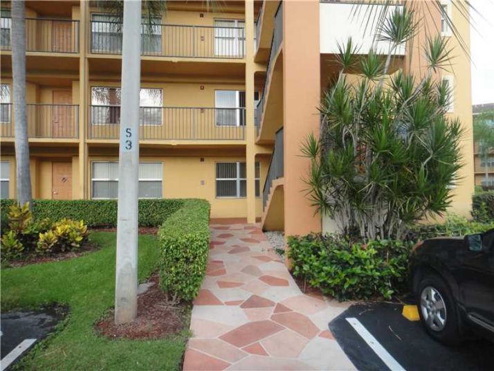 701 SW 142 AV # 114S, Hollywood, FL 33027
