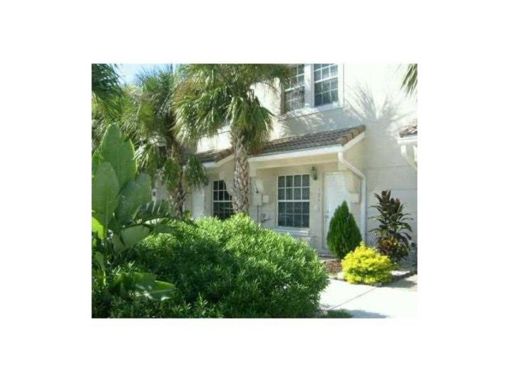 428 SW 122 AV # 428, Hollywood, FL 33025