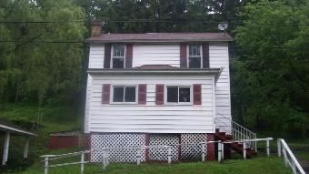 548 Spruce St, Madera, PA 16661