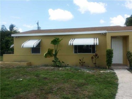 790 NW 146 ST, Miami, FL 33168