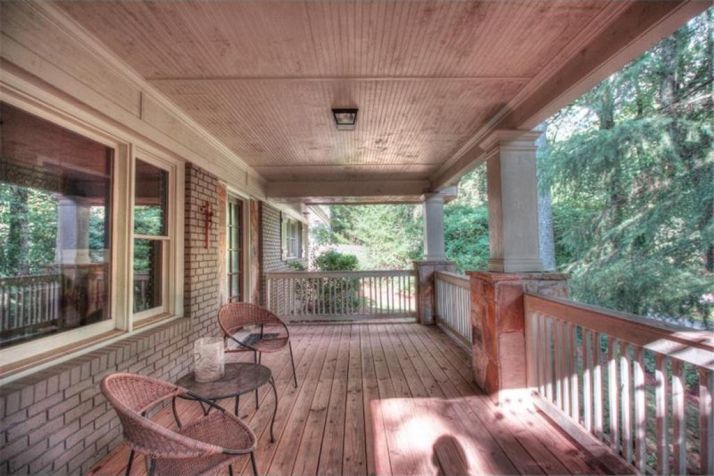1390 Dogwood Circle Se, Smyrna, GA 30080